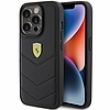 Ferrari steppelt fém logós tok iPhone 15 Pro-hoz - fekete